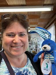 Everyone has such beautiful blocks and then there's my silly chickens...lol 