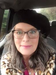 Hello, I'm Roger Mckenna and something to know about me is iam from Ireland  Dublin Little bit crazy Nah buzzing Love life e en though it an be crap  some days