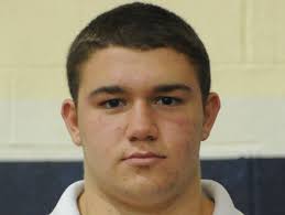 Pius X wrestler Anthony Greggo rounding into form at Tony Iasiello  tournament, Becahi puts 10 in semis