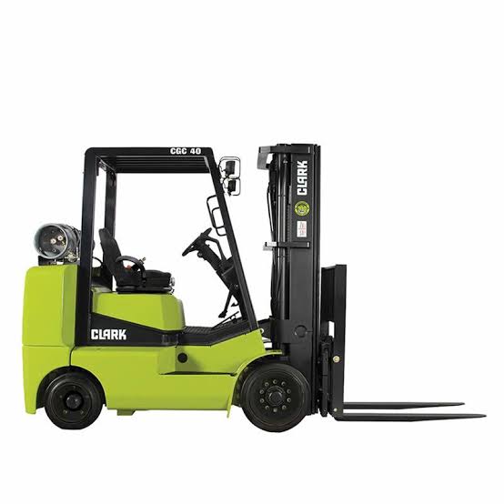 Michigan Clark CMP40-LPG-2X Forklift