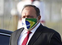 O correio da manhã publicou em 18 de janeiro o editorial e agora, generais?. Ministro Da Saude Usa Mascara Do Sus E Bandeira Do Brasil De Cabeca Para Baixo Poder360