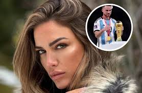 Quién es Rocío Robles, la modelo y periodista que fue vinculada con Alexis  Mac Allister