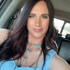 ISO a skilled, reliable farrier in the Stephenville area. I've got a mix of  horses, some stay barefoot, others have more complex shoeing needs, so I'm  looking for someone with experience &