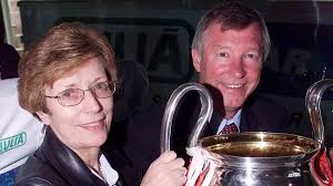 David Beckham among mourners at funeral of Sir Alex Ferguson's wife Lady  Cathy