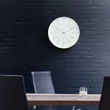 Arne jacobsen won the competition to design denmark's national bank in 1961. Bankers Wanduhr Von Arne Jacobsen Rosendahl Aj Uhrenkollektion Markanto