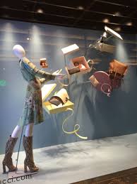Lk By Lincoln Keung Gucci Window Display The Harbour City Hong Kong Diseno De Escaparate Escaparates De Tienda Escaparates En Ventanas
