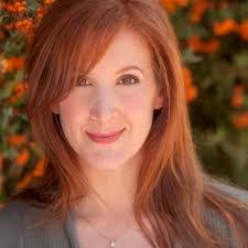 Erin Lyon's Instagram, Twitter & Facebook