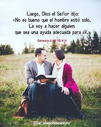 Reforma - “Luego Dios el Señor dijo: «No es bueno que el hombre esté solo.  Voy a hacerle una ayuda adecuada».” ‭‭ | Génesis‬ ‭2:18‬ Creditos:  Conociendo a Cristo Instagram | Facebook‬
