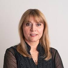 Diane Forman's Instagram, Twitter & Facebook