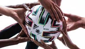 Nach vorrunde und achtelfinale stehen nun die viertelfinale an. Em 2021 Ball Uniforia Wurde Von Adidas Entworfen
