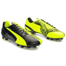 The seemingly injury prone marco reus has finally made his return, but wearing boots in such a way that would increase his potential risk of injury. Puma Evospeed 1 3 Tricks Fg Marco Reus Limited Edition Www Unisportstore Com