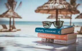 Vaak krijg je je vakantiegeld 1 keer per jaar in mei betaald. Vakantiegeld Komt Eraan Freezbe