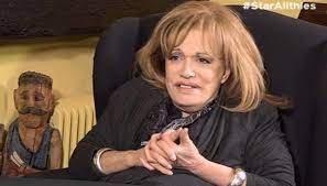 «που είναι το βραβειο μου; Mairh Xronopoyloy Wres Agwnias Gia Thn H8opoio Espeysmena Sto Nosokomeio Thecaller