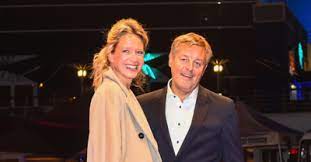 View the profiles of people named frank raes. Cath Luyten En Frank Raes Zetten Na 15 Jaar Een Punt Achter Het Nieuwsblad Mobile