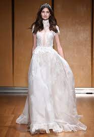 Get The Look Pippa Middleton S Gorgeous Giles Deacon Wedding Dress Wedding Dresses 2017 Wedding Dress Trends Bridal Fashion Week