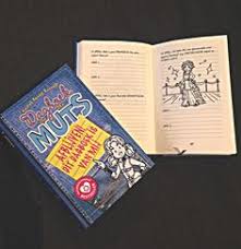 014 Dagboek Van Een Muts De Nieuwe Boekhandel 14 99 Incl Btw Excl Bezorgkosten Dork Diaries Book Cover Books