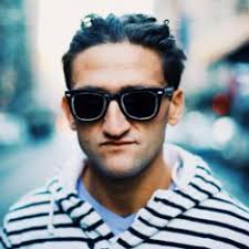 The youtube personality, filmmaker and entrepreneur best advice on being successful is a must read! Casey Neistat Quotations 73 Quotations Quotetab