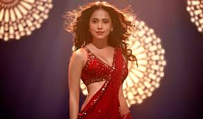 Wallpaper nushrat bharucha, hot, brunette, hotty, non nude, glamour,  beauty, face, eye, saree, indian, bollywood desktop wallpaper - Celebrities  - ID: 247586 - ftopx.com