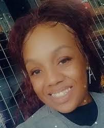 Angelica Warren's Instagram, Twitter & Facebook