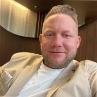 200+ perfiles de «Zhubi»