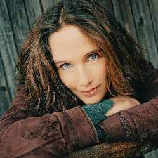Musicista virtuosa, hélène grimaud si esibisce spesso con le orchestre e i direttori più importanti del mondo. Helene Grimaud Helenegrimaud Twitter