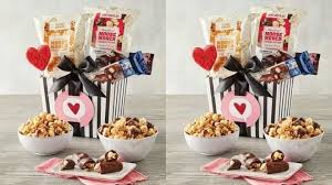 From root beer jerky to habanero, your loved one will never forget this gift. 7 Delicious Valentine S Day Food Gifts Under 50