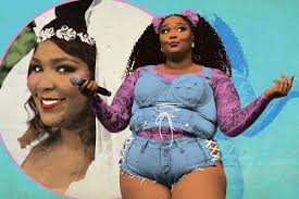 In january 2020, lizzo headlined fomo festival, performing in four australian cities and auckland, new zealand. How Lizzo Topped The Charts With Two Year Old Single Truth Hurts The Ringer
