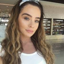 Amanda Dowden's Instagram, Twitter & Facebook