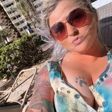 Brittany Damron's Instagram, Twitter & Facebook