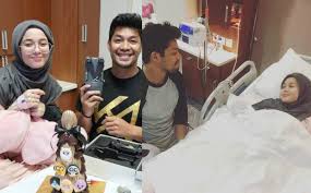 Watch popular content from the following creators: Kamal Adli Jaga Emma Maembong Sakit Di Hospital Gempak