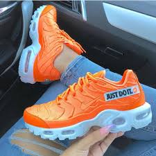 Woow Wie Gefallen Euch Die Neuen Nike A Nike Schuhe Damen Schuhe Nike Schuhe