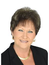 Kara Shook's Instagram, Twitter & Facebook