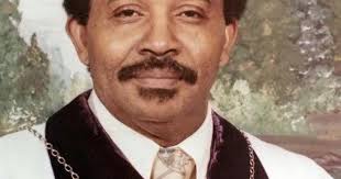 TRAPP, SR., DR. REVEREND CLIFFORD EVANS