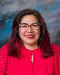 Catherine Hostetler's Instagram, Twitter & Facebook