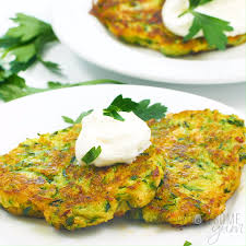 Easy Italian Keto Low Carb Zucchini Fritters Recipe Low Carb Zucchini Recipes Keto Recipes Dinner Low Carb Zucchini