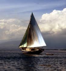 Perahu merupakan sarana transportasi yang tertua, yang belum banyak diketahui sejarahnya. Introbhsindonesia