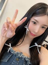 权恩妃(KWON EUN BI) KWONEUNBI X更新💜 [📸] 240927 HAPPY EUNBI DAY🎂  最幸福的恩妃日恩妃时*・:(๑ᵔᴗᵔ)・:*:・ﾟ托RUBI的福让我更幸福927倍了💝 今年的生日也陪我一起度过