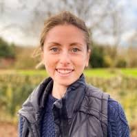 Abbey Holman's Instagram, Twitter & Facebook