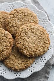 Instructions in a large bowl, whisk together the oats, flour, baking powder, cinnamon, and salt. Chewy Flourless Oatmeal Cookies Running With Spoons