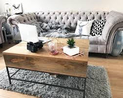 Living Room Goals Zobacz Na Instagramie Zdjecie Uzytkownika Roxxsaurus Polubienia 3 814 Mint Bedroom Home Home Decor