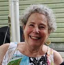 Janis Bennett's Instagram, Twitter & Facebook