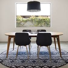 Easily convert inches to centimeters, with formula, conversion chart, auto conversion to common lengths, more. Round Rugs In Living Room Dining And Bedroom Ruggable Blog
