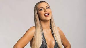 Deolane Bezerra - Biografia, Últimas Notícias, Curiosidades, Idade e muito  mais!