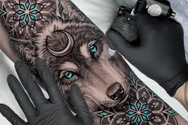 This tattooing tutorial is a guide for beginners starting out in tattooing. Daniel Silva Tattoo University World S 1st Online Tattoo Master Class