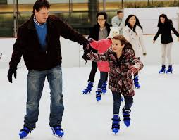 Patinoire Et Chalets De Montagne S Installent Sur Le Rooftop Des Terrasses Du Port