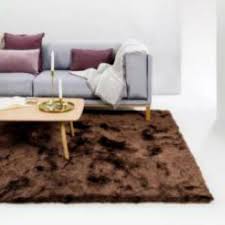 Ada saat ketika keluarga tersebut tidak memiliki pilihan khusus saat mereka memilih karpet di lantai di ruang tamu. Harga Karpet Bulu Keset Terbaik Juni 2021 Shopee Indonesia