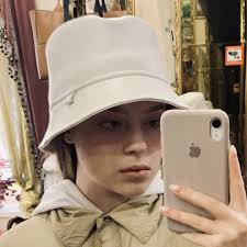 Stream Sonia Renner music