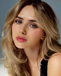 Still can't believe my fans are not supporting me anymore I'm feeling sad☹️ 