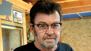 Coutellerie : l'art bien affûté de Jean-Marc Arnaud à Salles-Courbatiès