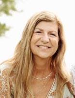 Emily Herr's Instagram, Twitter & Facebook